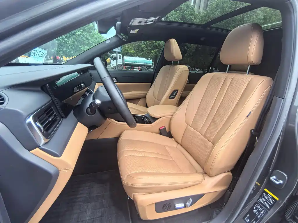 Li Auto Li ONE — миниатюра 11