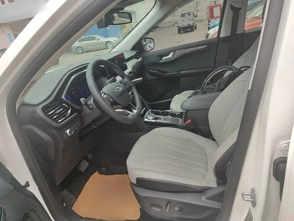Ford Escape — миниатюра 15