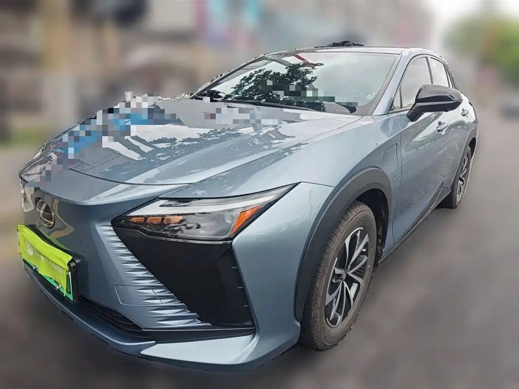 Lexus RZ 2024