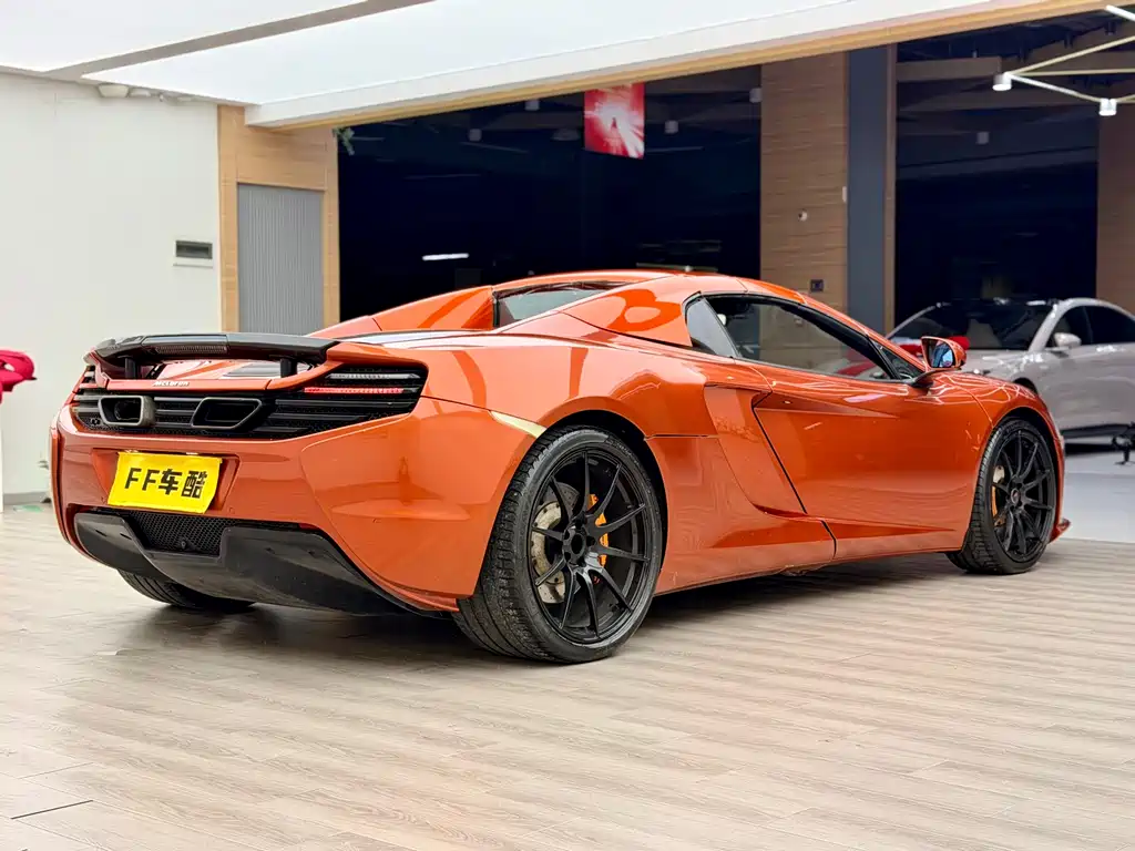McLaren 625C 2015 3.8T Spider