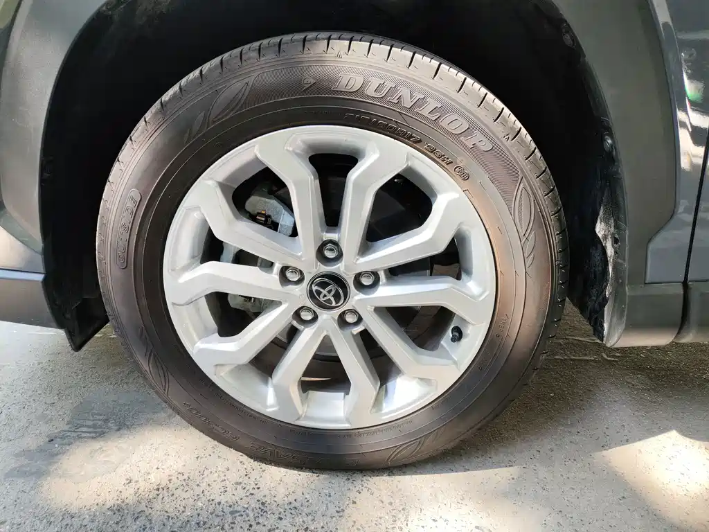 Toyota Frontlander — миниатюра 11
