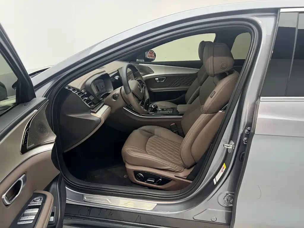 BYD Han — миниатюра 4