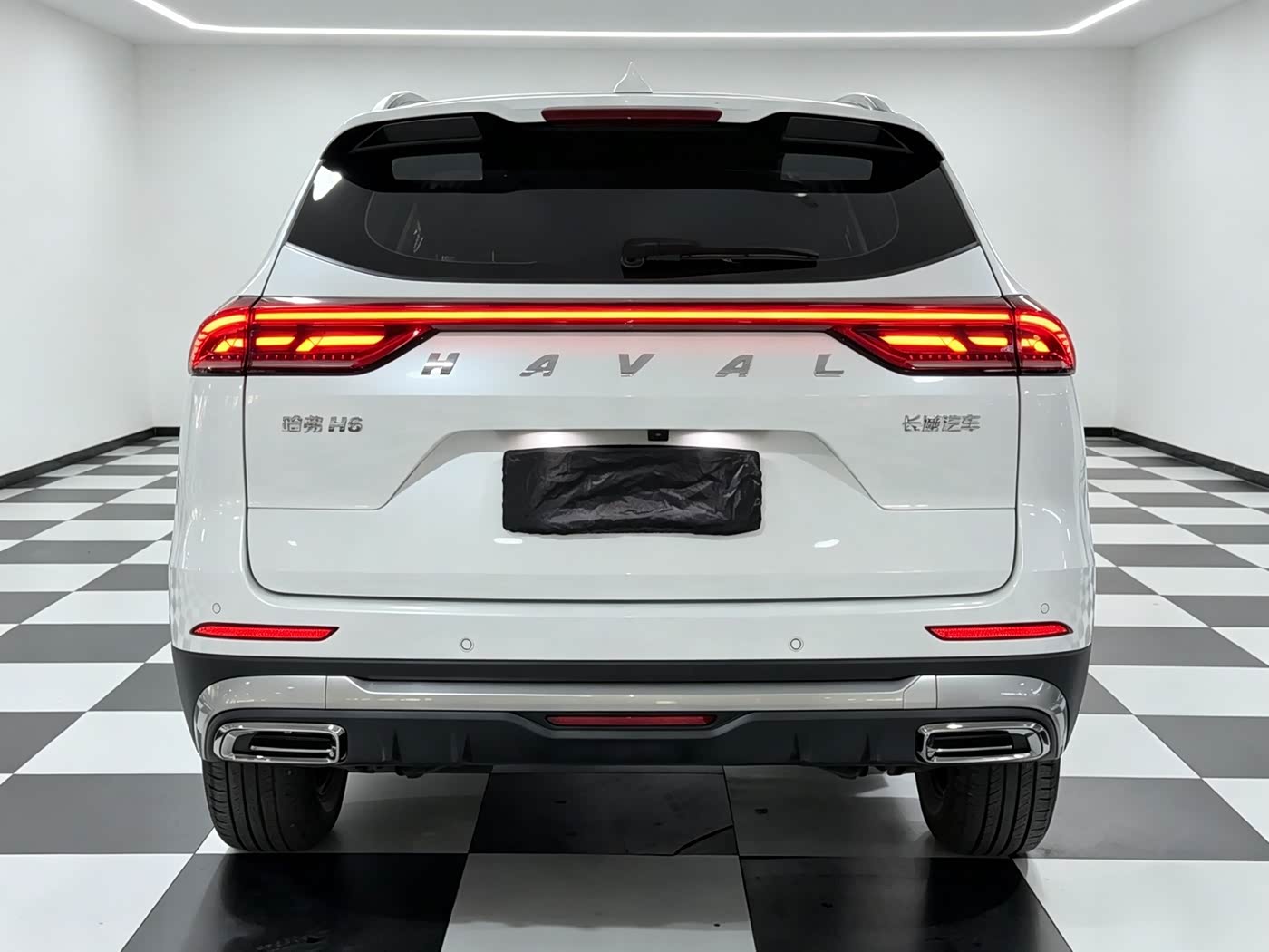 Haval Haval H6 1.5 л 2023 г. Белый, пробег 11000 км