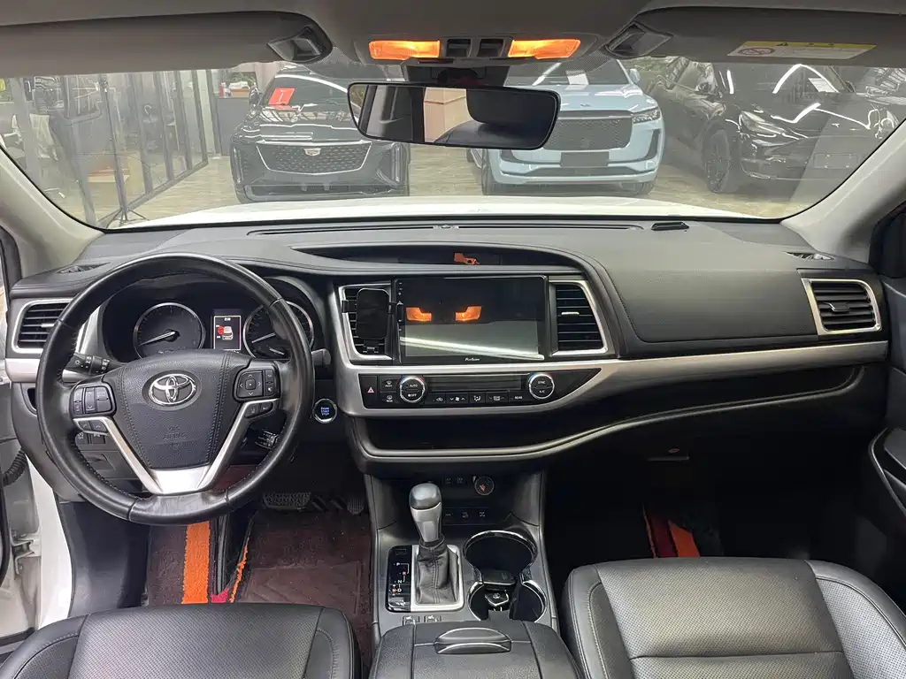Toyota Highlander — миниатюра 13