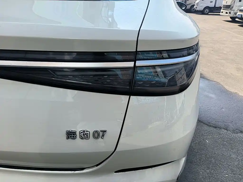 BYD Seal 07 DM-i — миниатюра 8