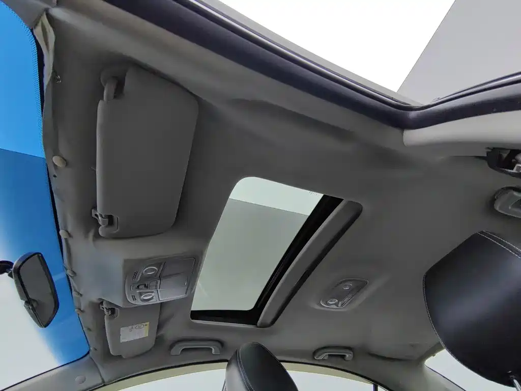Geely Emgrand — миниатюра 14