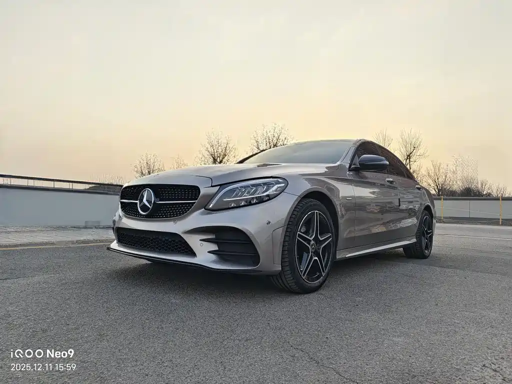 Mercedes-Benz C-Class 2021