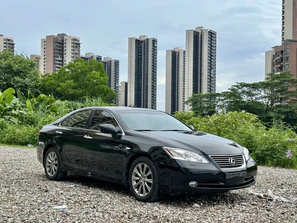 Lexus ES — миниатюра 2