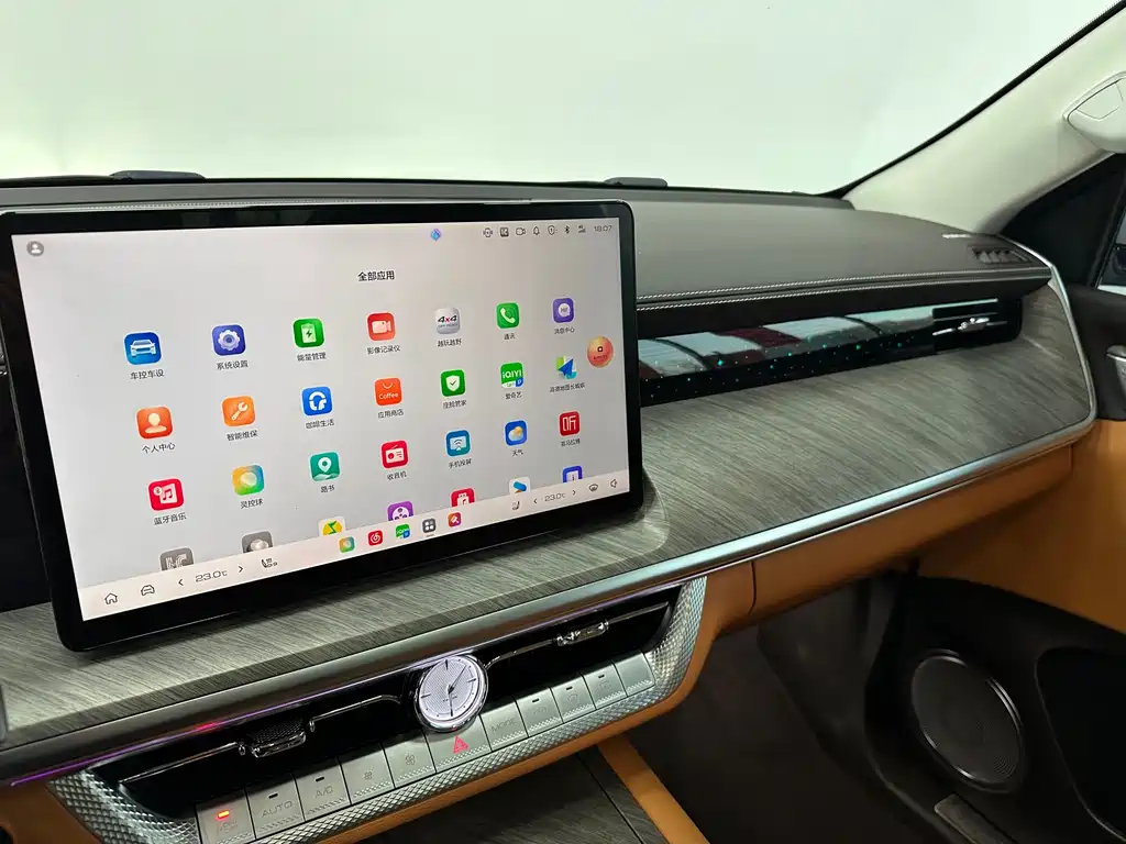 TANK TANK 500 NEW ENERGY