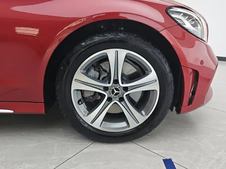 Mercedes-Benz C-Class — миниатюра 6