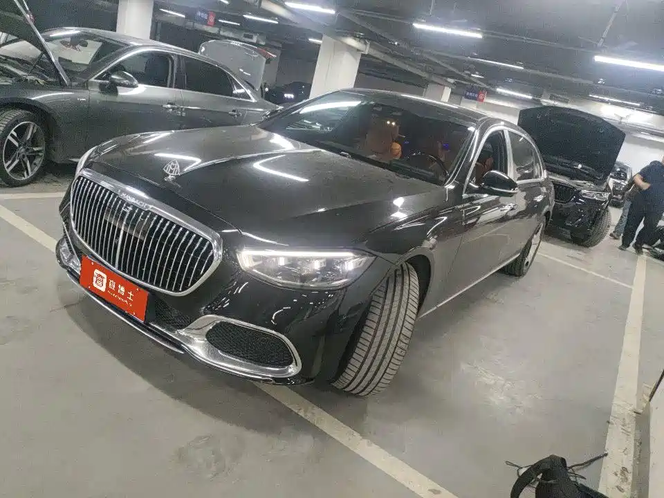 Mercedes-Benz S-Class 2024