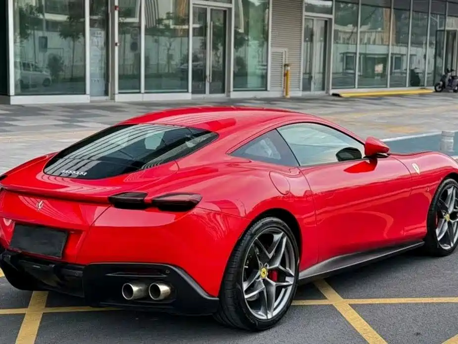 Ferrari Roma — миниатюра 4
