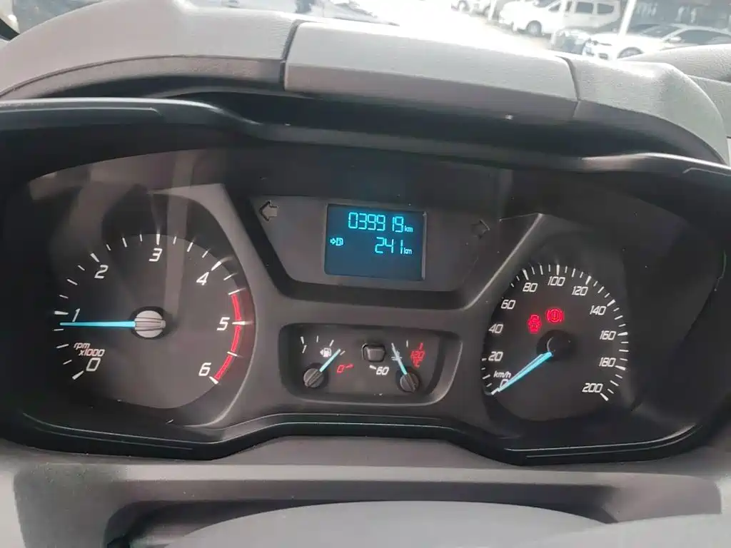 Hyundai Santa Fe Classic — миниатюра 12