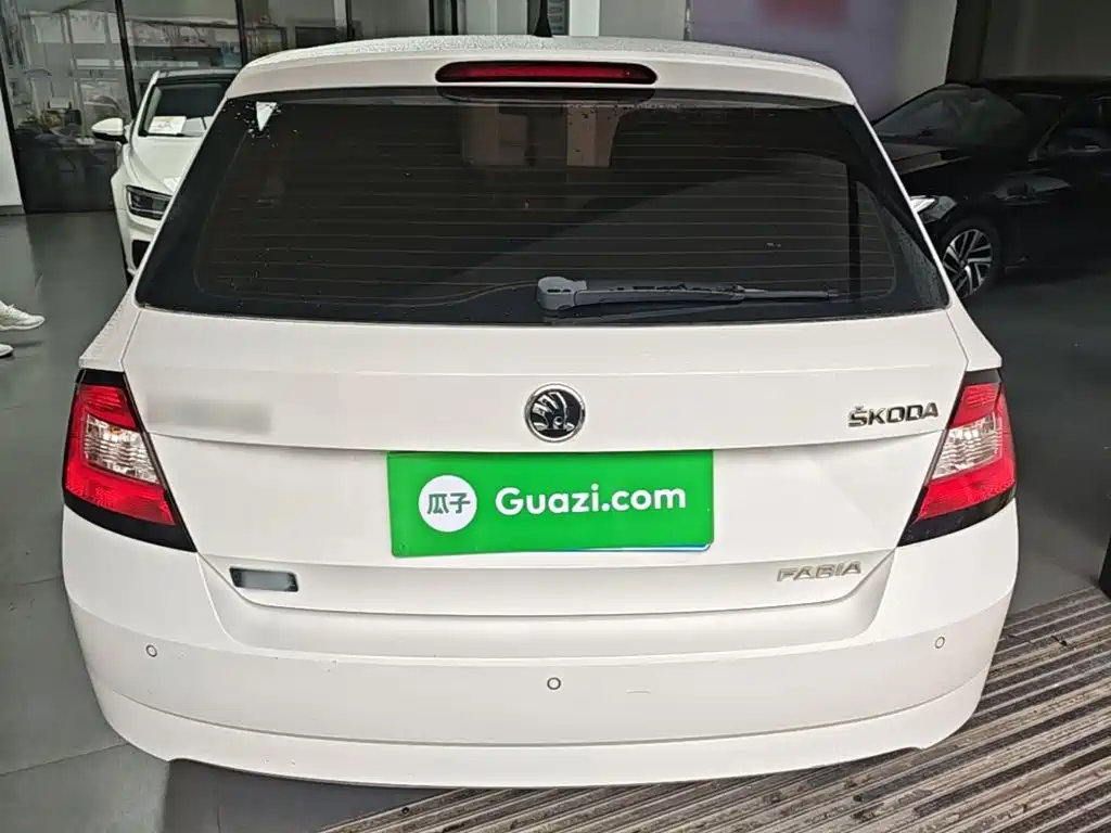 Skoda Fabia — миниатюра 6