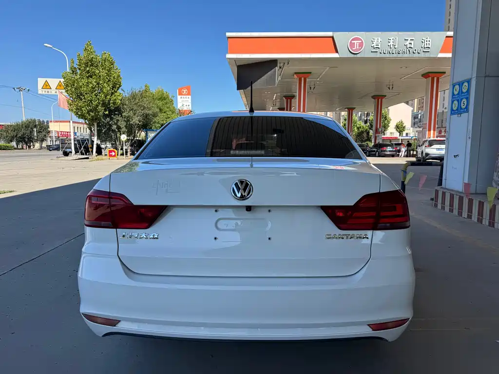 Volkswagen Santana — миниатюра 16