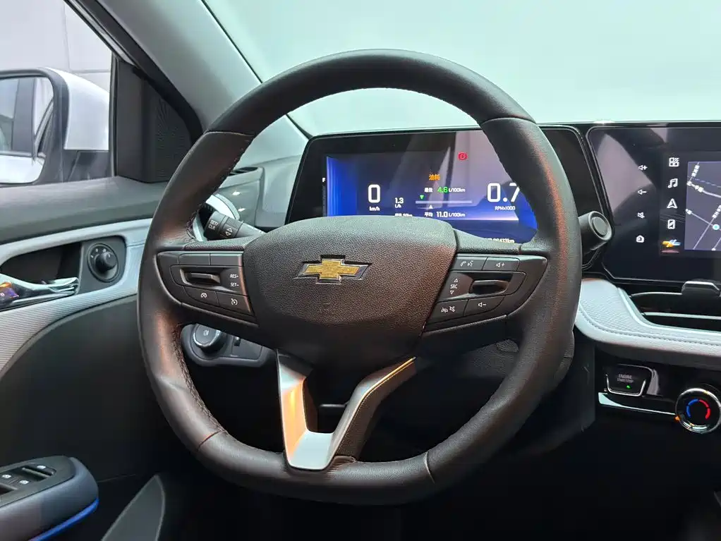 Chevrolet Monza — миниатюра 12