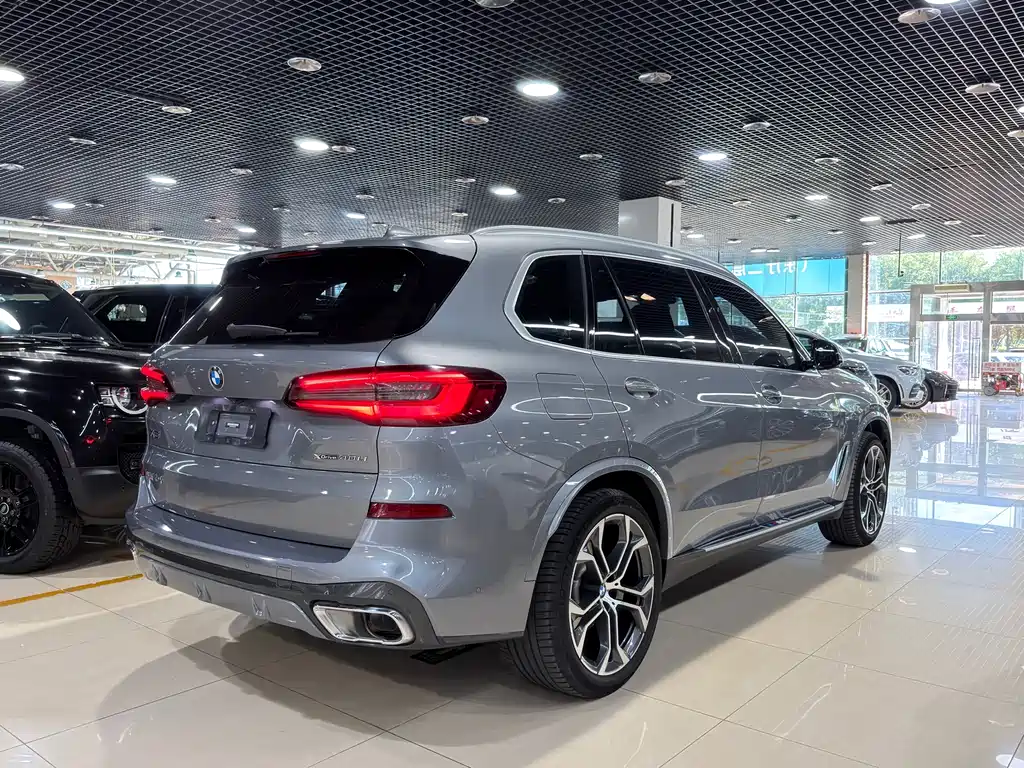 BMW X5 — миниатюра 13