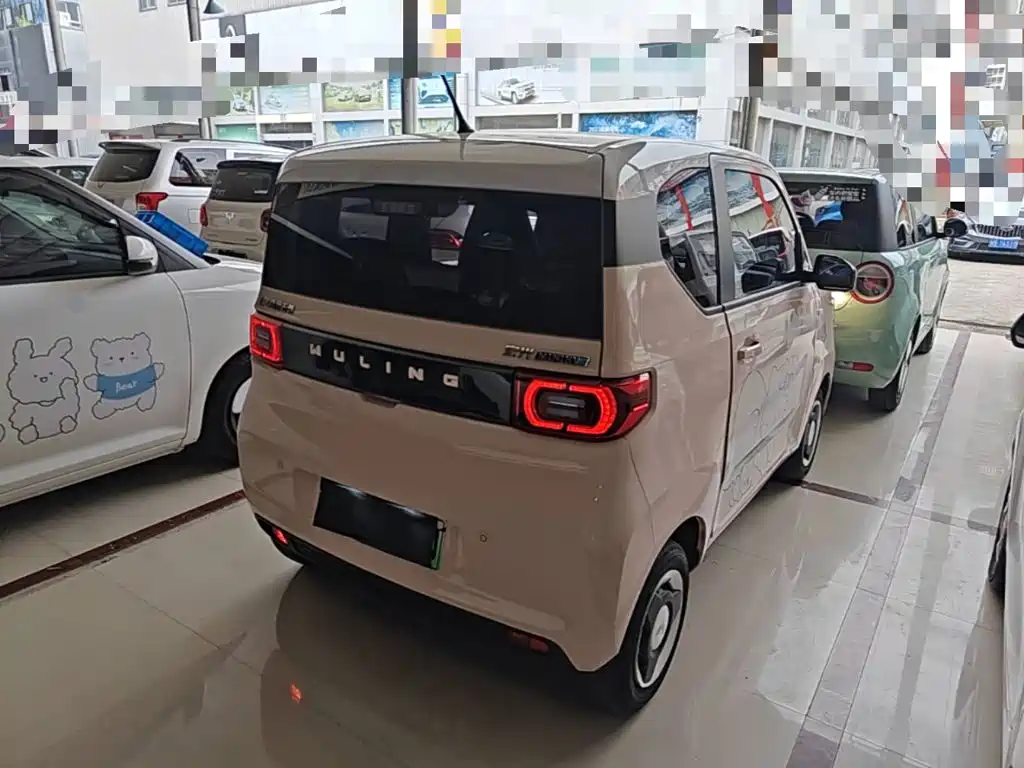 Wuling MINIEV — миниатюра 7