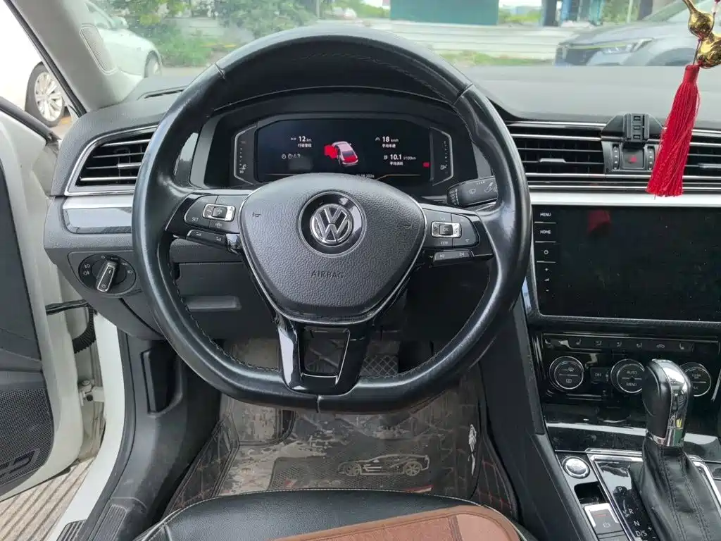 Volkswagen Lamando — миниатюра 3
