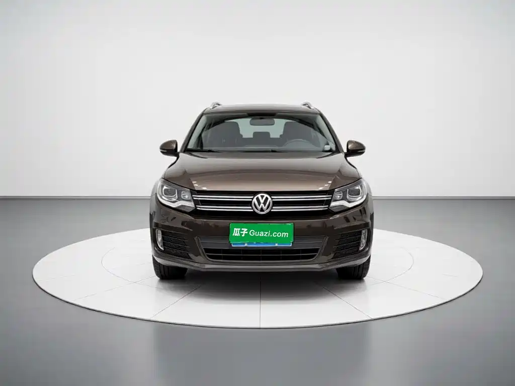 Volkswagen Tiguan — миниатюра 2