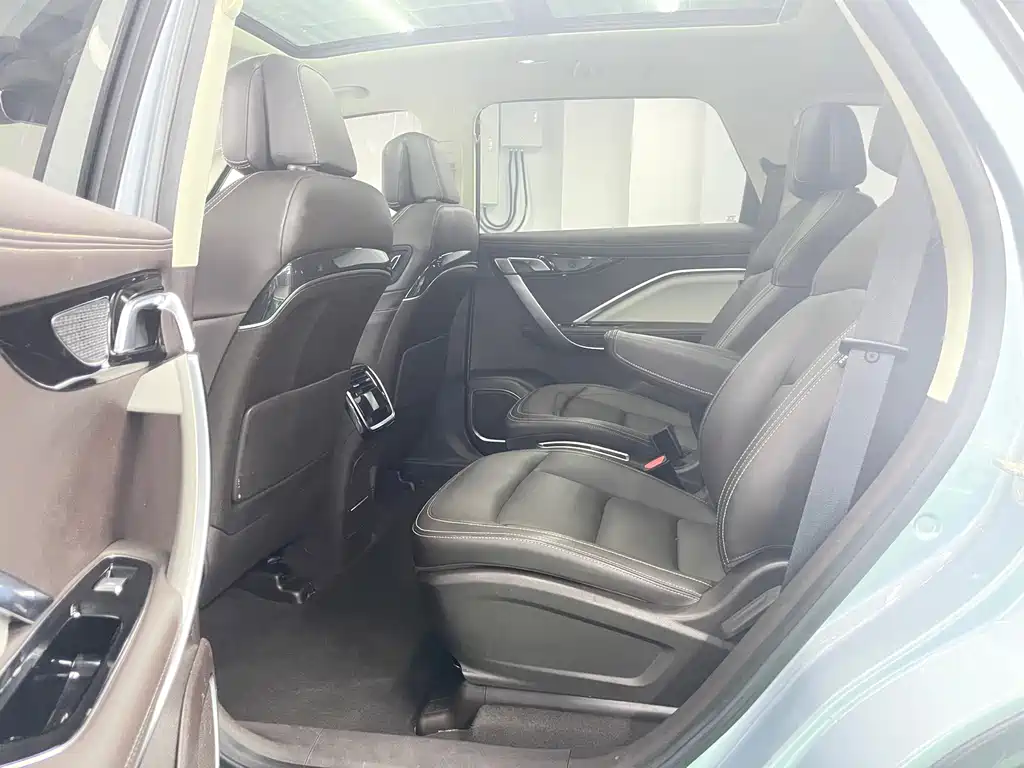 Geely Jia Ji — миниатюра 9