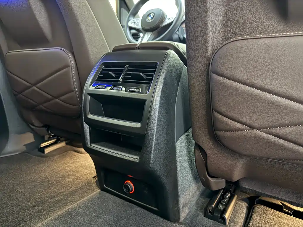 BMW X5 — миниатюра 11