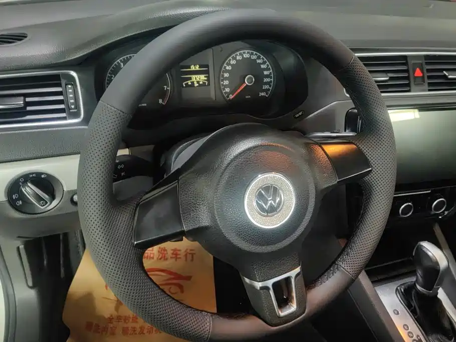 Volkswagen Sagitar — миниатюра 15