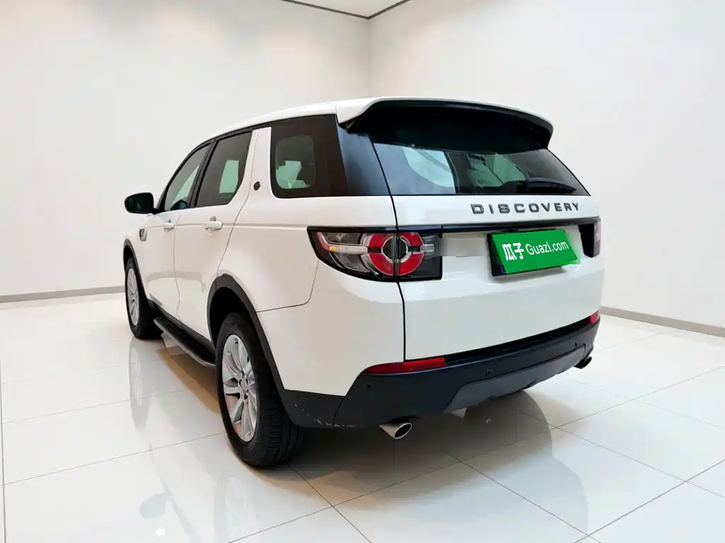 Land Rover Discovery Sport — миниатюра 4