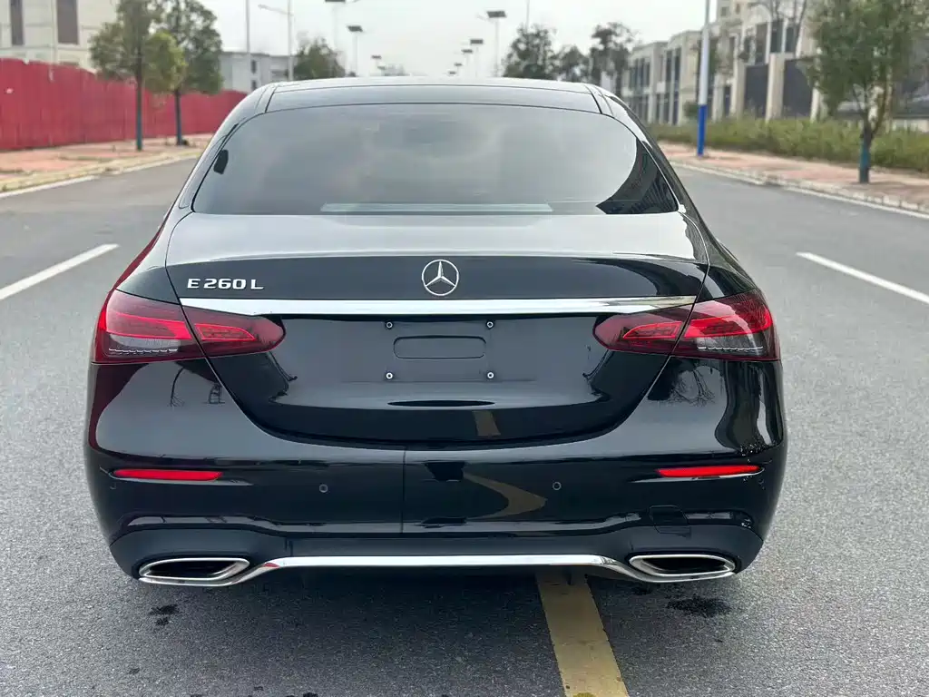 Mercedes-Benz E-Class E 2022 E 260 L