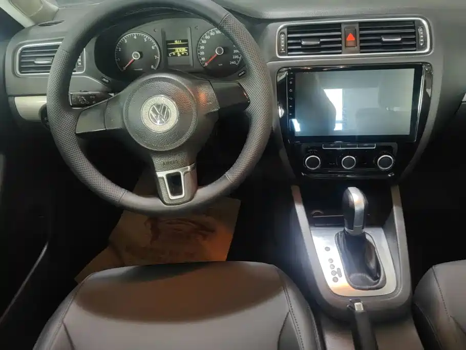 Volkswagen Sagitar — миниатюра 13