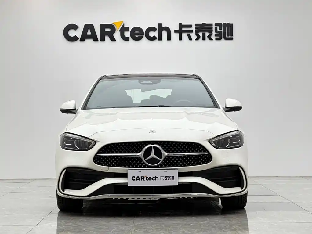 Mercedes-Benz C-Class — миниатюра 7
