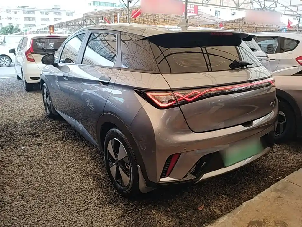 BYD Dolphin — миниатюра 5