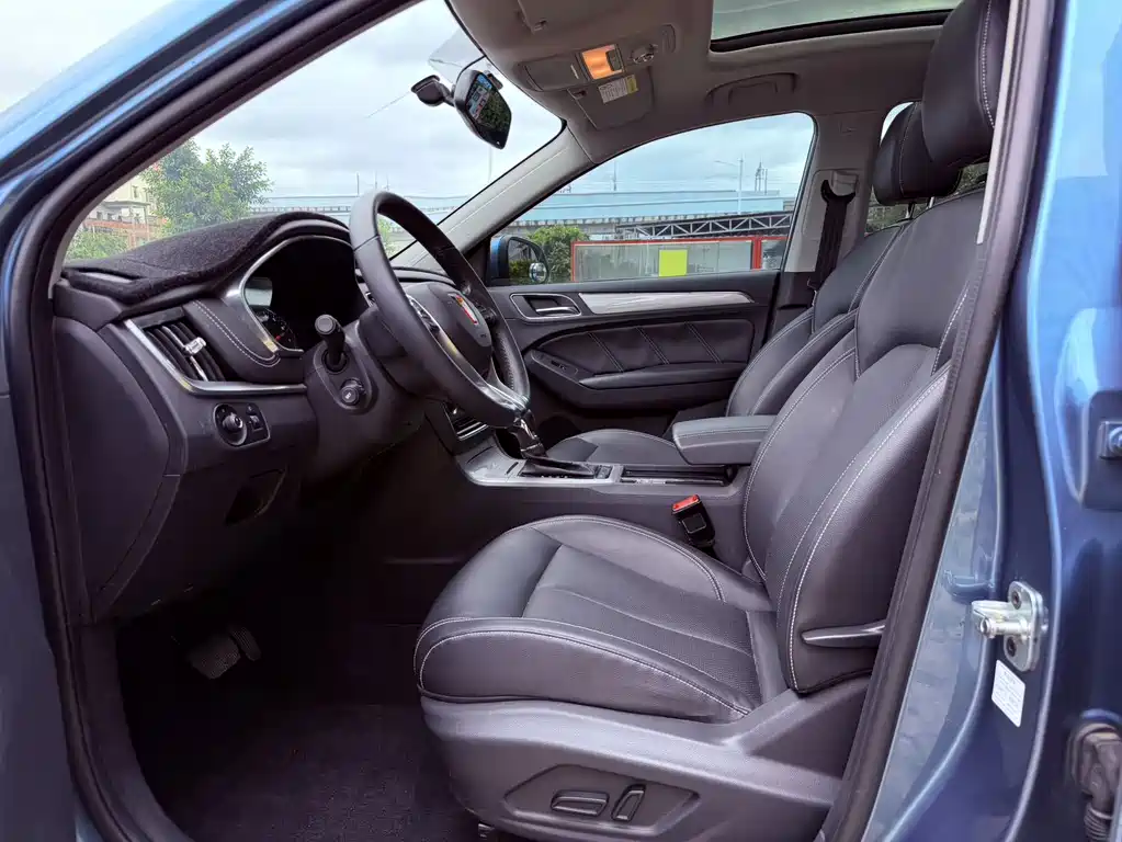 Roewe RX5 — миниатюра 6