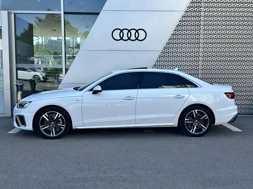 Audi A4L — миниатюра 3