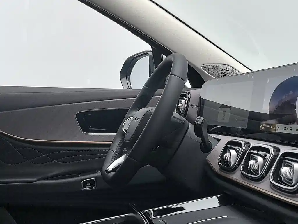Chery Tiggo 9 C-DM — миниатюра 22