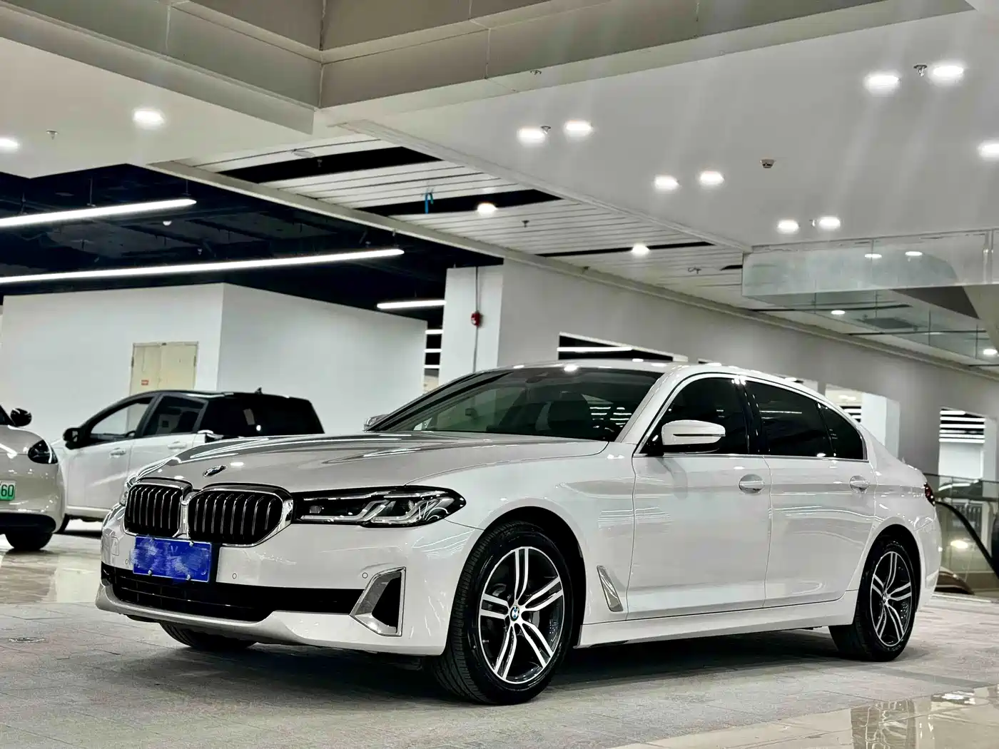 宝马5系 2021款 530Li xDrive 豪华套装 2021