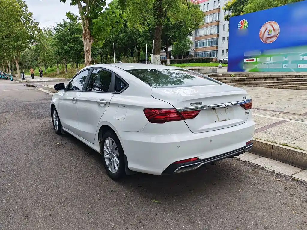 Geely Binrui — миниатюра 12