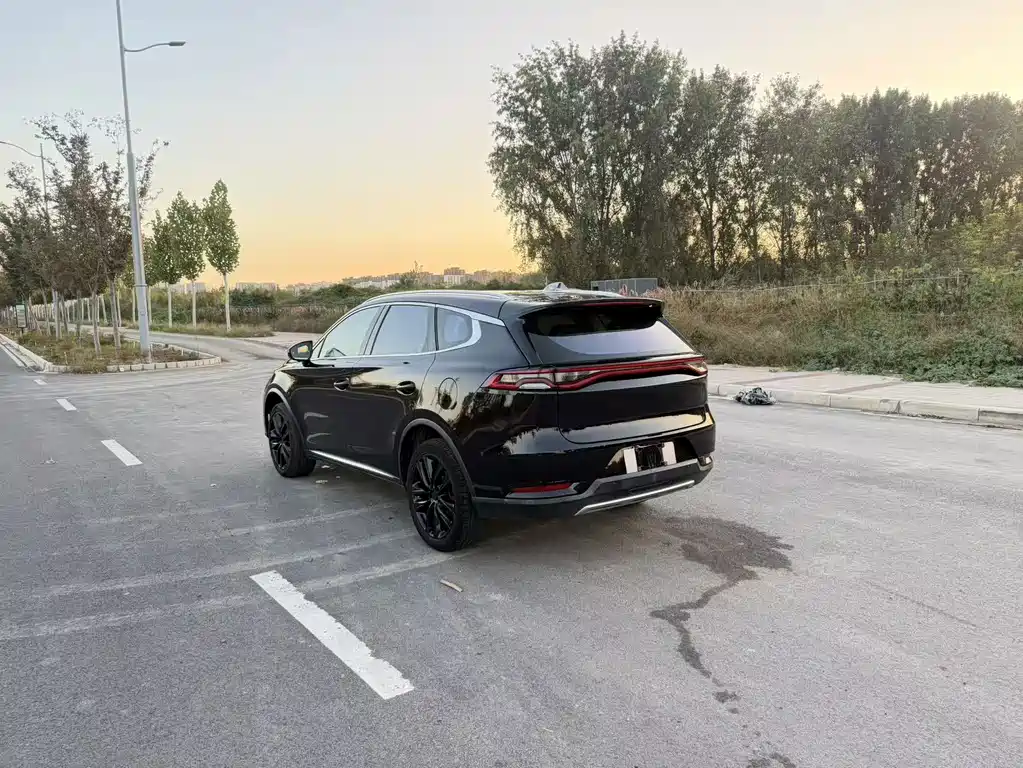 BYD Tang — миниатюра 7