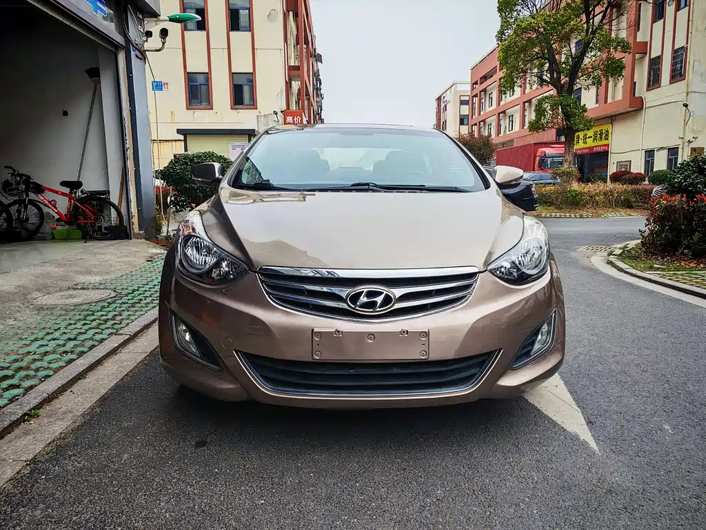 Hyundai Elantra 2013 1.6L AT Lead