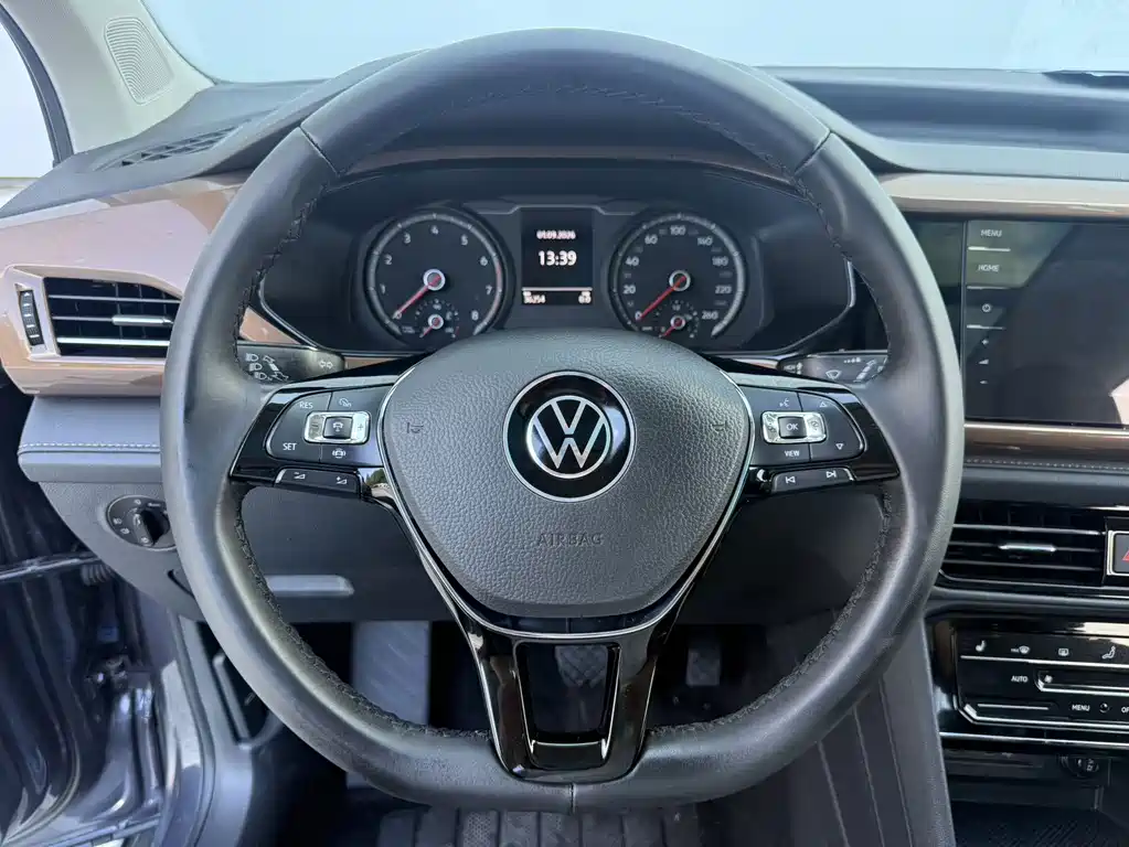 Volkswagen Tharu — миниатюра 11