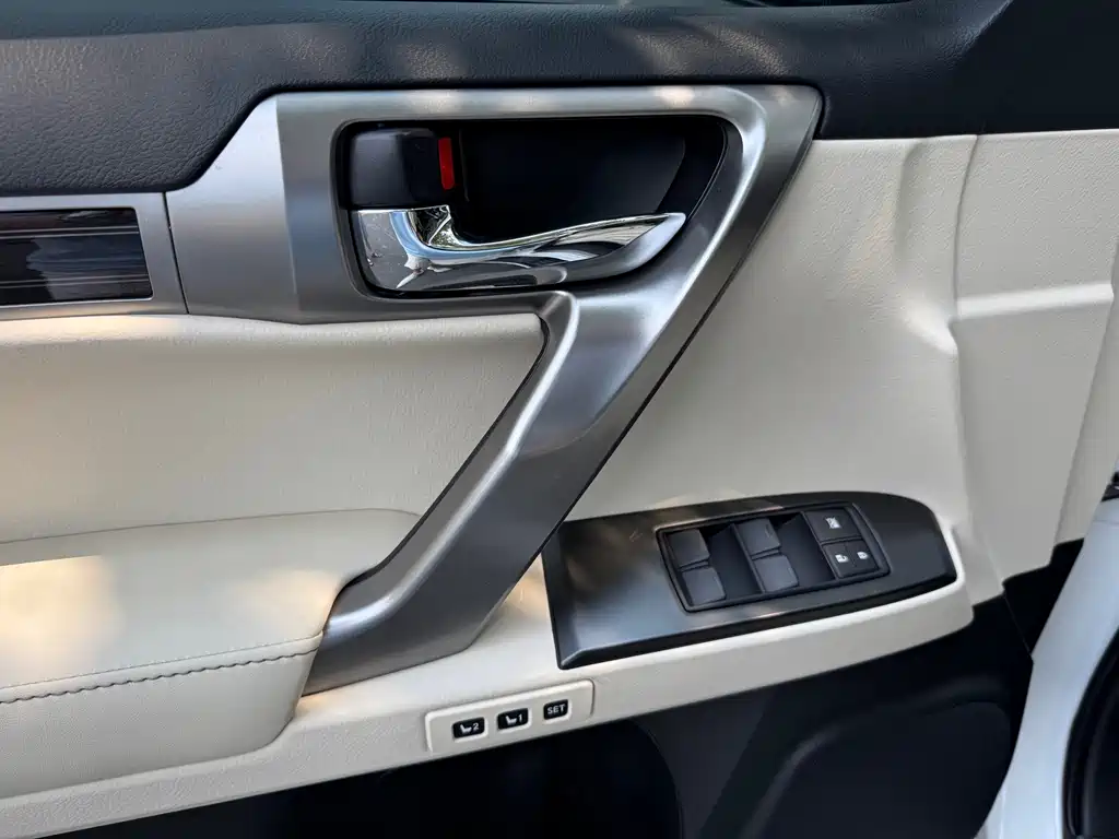 Lexus GX — миниатюра 8