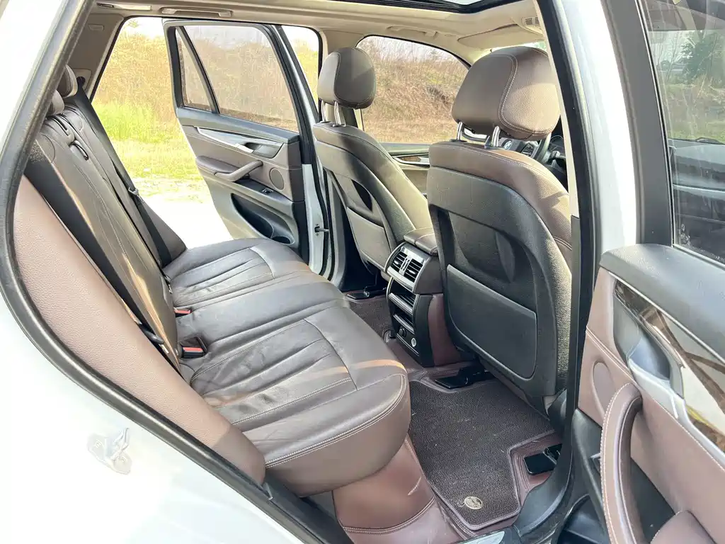 BMW X5 (Import) — миниатюра 16