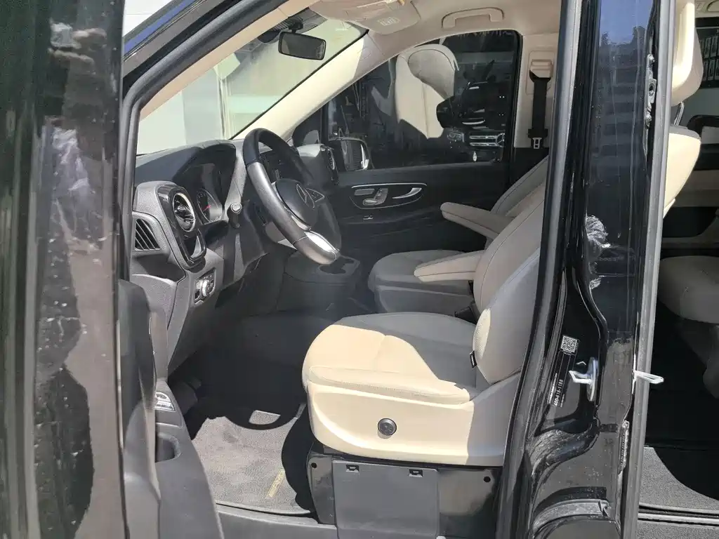 Mercedes-Benz Vito — миниатюра 10