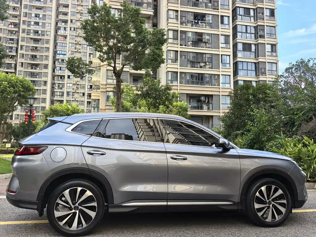 BYD PLUS New Energy — миниатюра 12