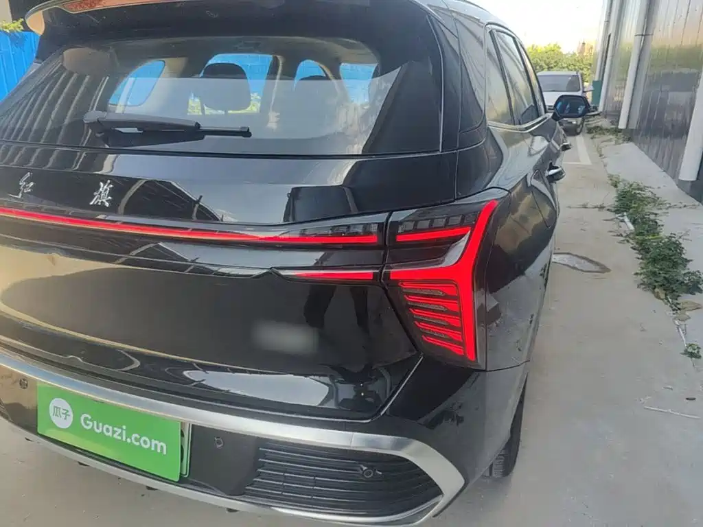 Hongqi Hongqi HS3 PHEV — миниатюра 8