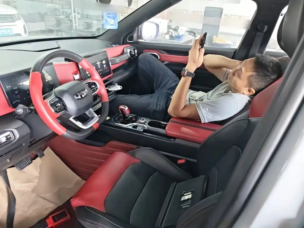 Geely Icon — миниатюра 15