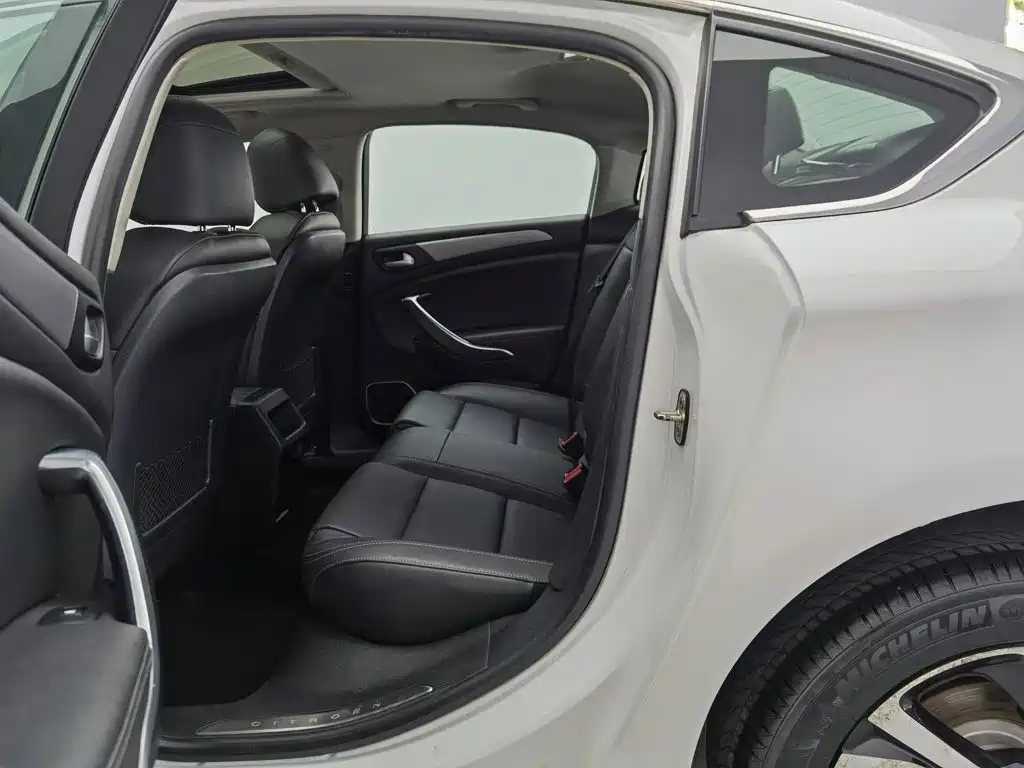 Citroen C5 — миниатюра 15