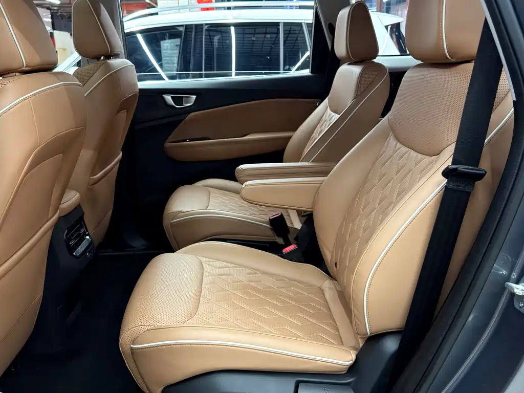 Wuling Jiachen — миниатюра 29