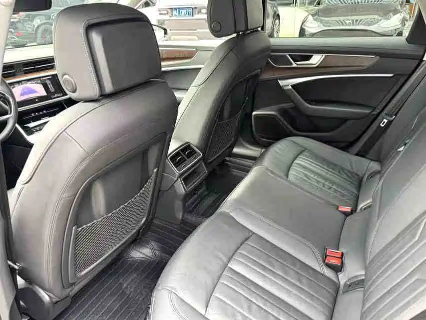 Audi A6 (Import) — миниатюра 12