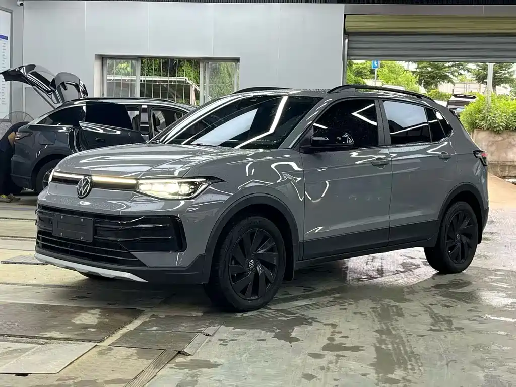 Volkswagen Tharu